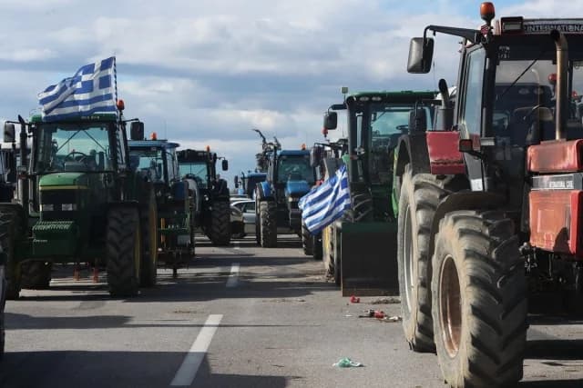Landwirte in Malgara setzen Proteste mit offenen Straßen fort