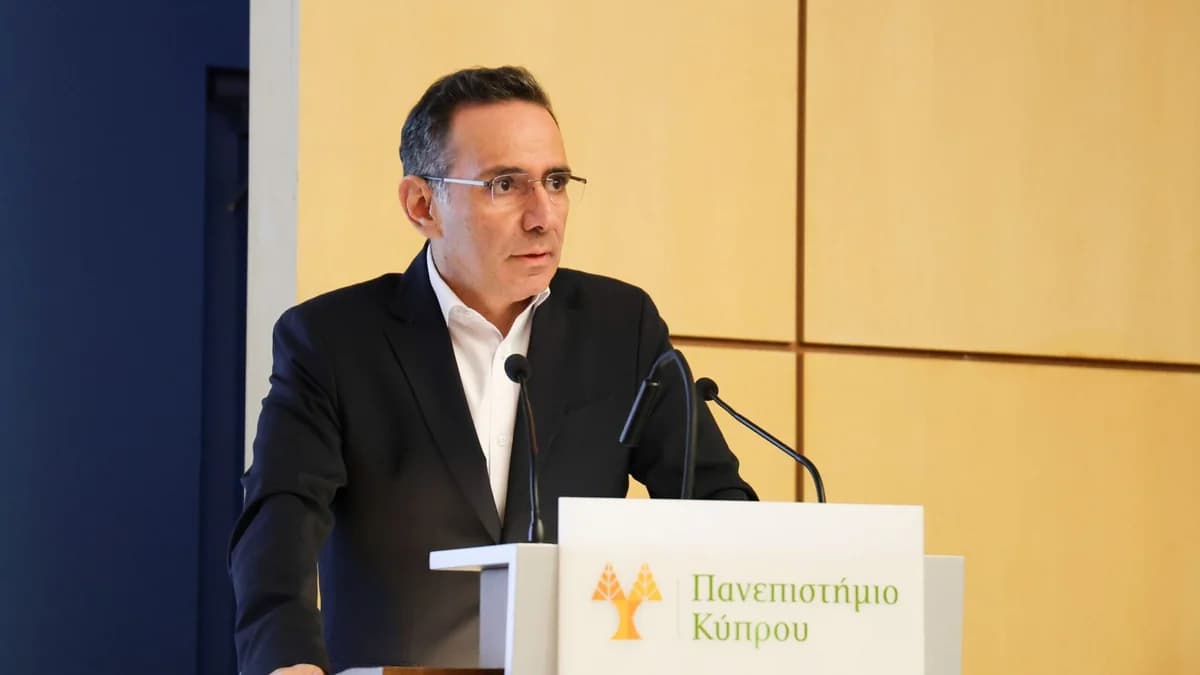Δαμιανός: Εξηγήσεις για τις €500.000 και την Open AI