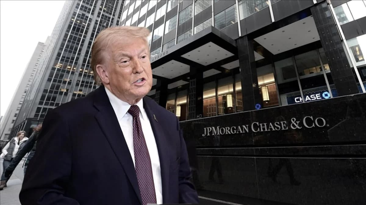 Τραμπ: Αγωγή $5 δισ. κατά της JPMorgan Chase για κλείσιμο λογαριασμών