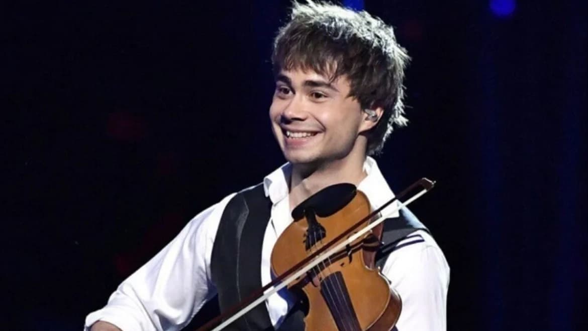 Eurovision: Alexander Rybak unterstützt griechischen Beitrag von Desi G
