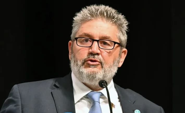 Νέο ποιητικό έργο του Νεόφυτου Παπαλαζάρου: «Αγαθονίκης επιτάφιος θρήνος»