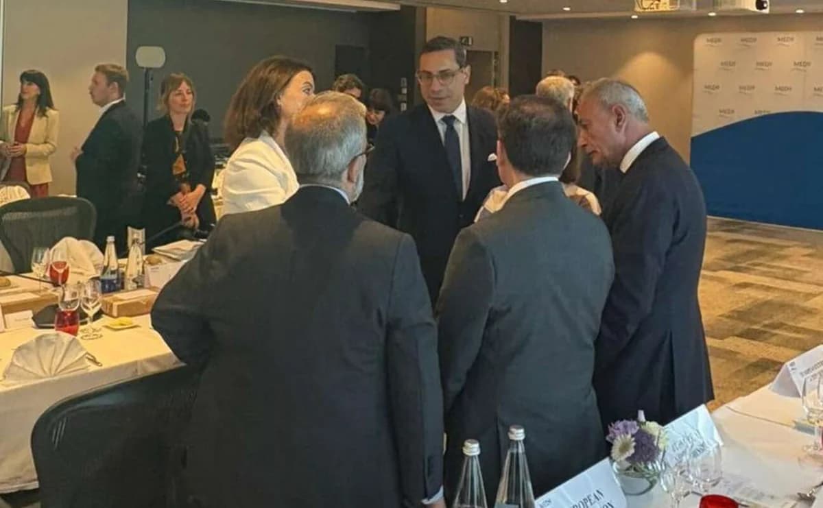 Κ. Κόμπος: Ηγετικός ρόλος της ΕΕ στη Μέση Ανατολή και αποκλιμάκωση