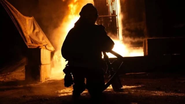 Russian Strikes in Ukraine: One Dead, Over 20 Injured