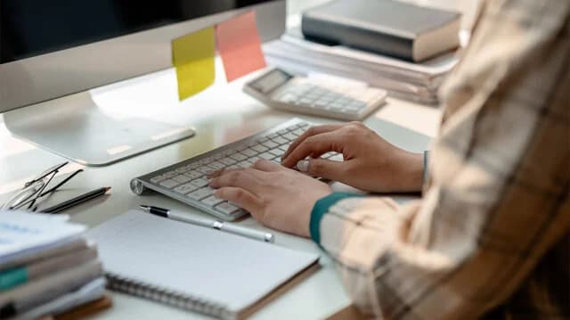 Neues Arbeitsgesetz für schnellere Einstellungen und flexible Arbeitszeiten
