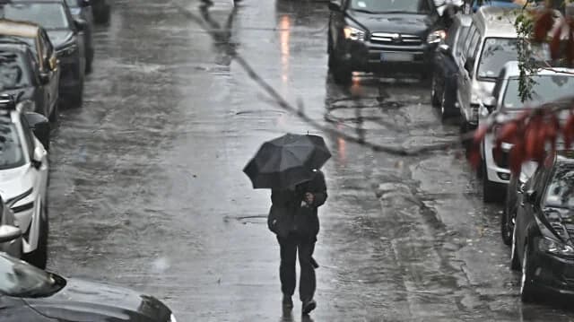 Έκτακτο δελτίο καιρού: Έντονες βροχές και καταιγίδες στην Αττική και άλλες περιοχές