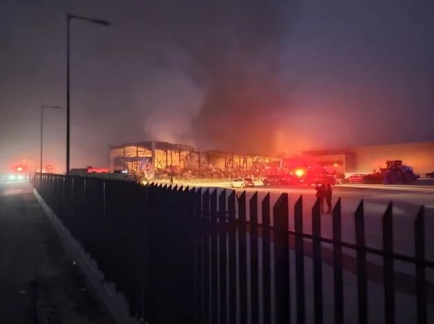 Trikala: Feuer in Violanta-Fabrik – 5 Arbeiter vermisst