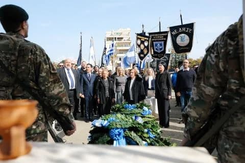 В Лимассоле прошла мемориальная церемония памяти Гриваса в сопровождении усиленной полиции