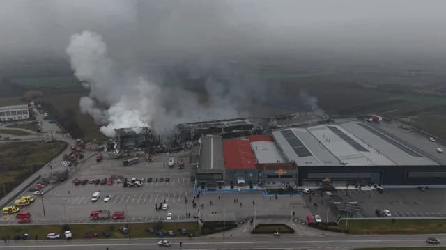 Trikala: Feuer in Violanta-Fabrik – Fünf Tote