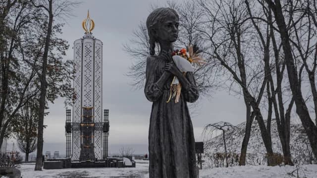 Tschechen sammeln 6 Millionen Dollar für Generatoren für die Ukraine