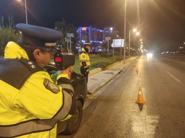 Πάνω από 800 κλήσεις για μη χρήση κράνους σε μια εβδομάδα