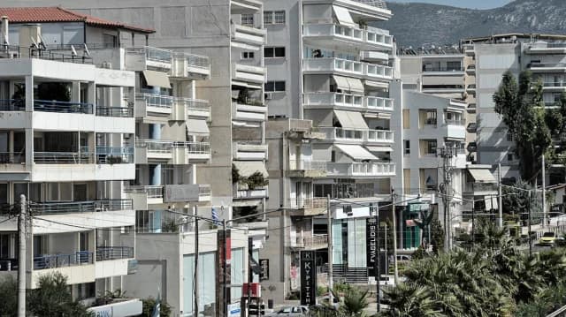Golden Visa: Μείωση αιτήσεων το 2025, αυξάνεται το ενδιαφέρον από Τουρκία, Ισραήλ και Κίνα