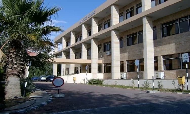 Ларнака: Двое бизнесменов предстанут перед судом за вмешательство в судебное разбирательство