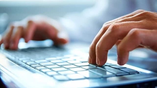 Nicosia: Estafa a empresa por correo electrónico – Robados más de 120.000 euros