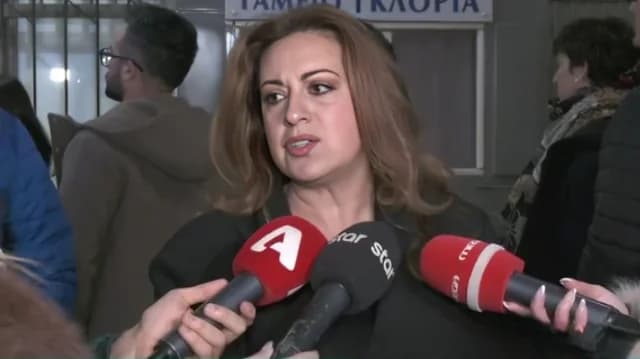 Evangelia Moumouri: Stayed in Airbnb After "Rififi" to Be Alone