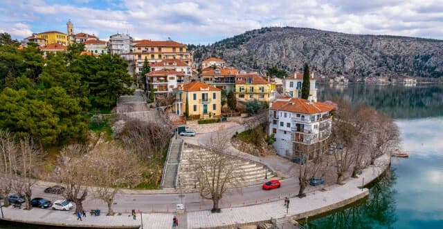 Στεγαστική κρίση: Επιδότησεις 10.000 ευρώ για μετεγκατάσταση σε συγκεκριμένους δήμους