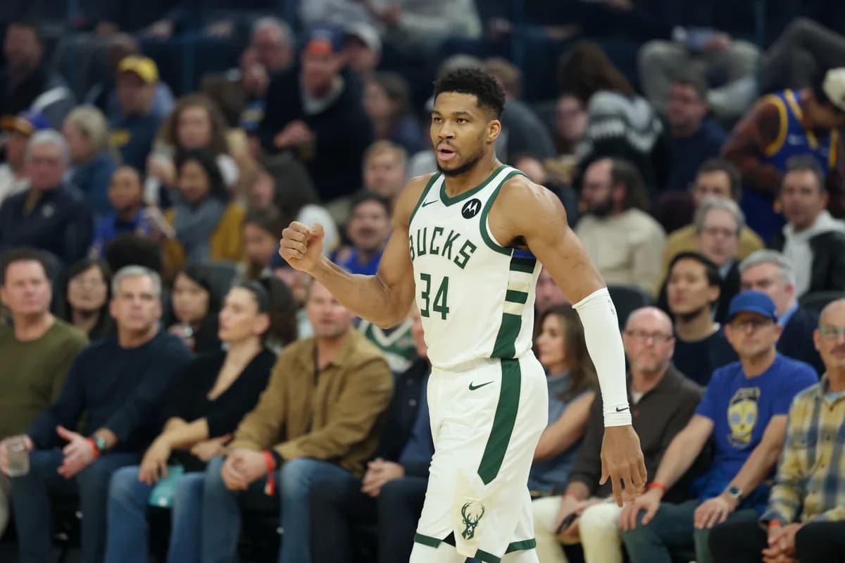 Knicks y Heat habrían hecho ofertas por Giannis Antetokounmpo
