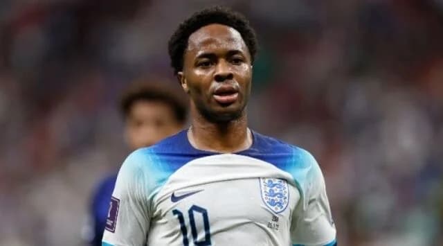 Chelsea: Raheem Sterling se marcha oficialmente