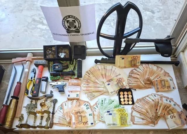 Arrestos en Trizina por robos y búsqueda de antigüedades
