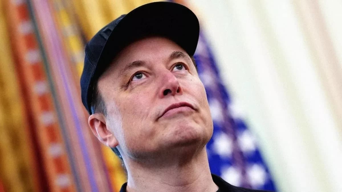 Elon Musk: Tesla Halts Model S/X Production for Humanoid Robots?