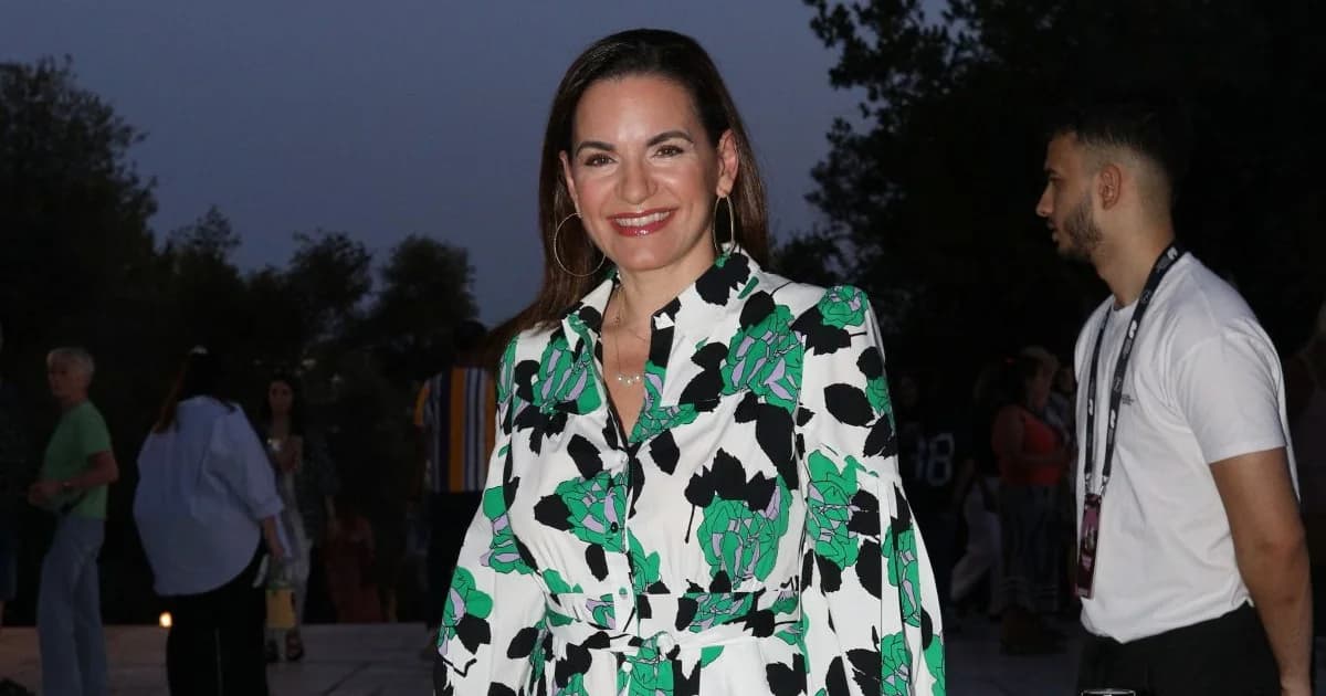 Ольга Кефалоянни в платье Diane von Furstenberg в Одеоне Герода Аттика