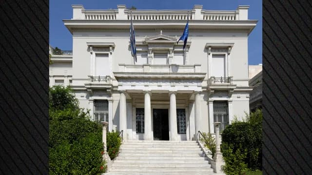 מוזיאון בנאקי ורולקס מכריזים על שותפות