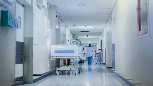 ΕΟΔΥ: 12 θάνατοι και 649 εισαγωγές λόγω γρίπης σε μία εβδομάδα