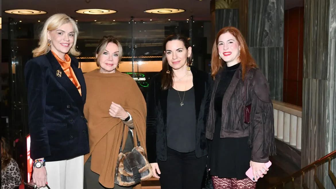 Η Όλγα Κεφαλογιάννη στο Θέατρο Παλλάς μετά τις αντιδράσεις