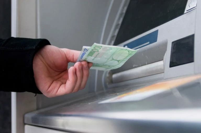 Повышение минимальной заработной платы: влияние на МСП и допустимость затрат