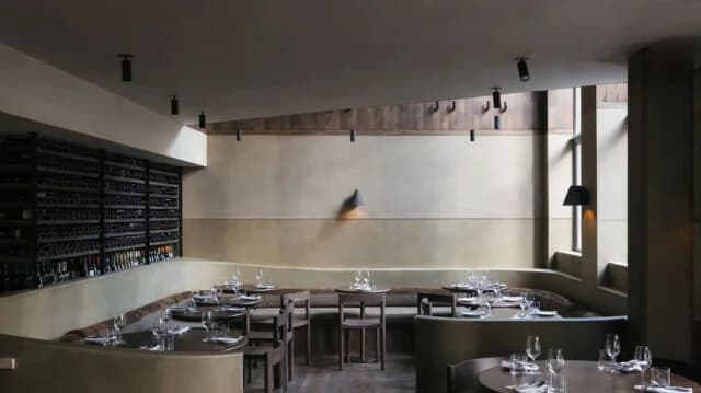 OMA: Restaurante griego en Londres galardonado con estrella Michelin