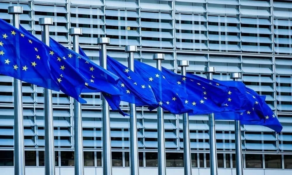 Еврокомиссия: нет опасений по поводу зависимости от американского СПГ