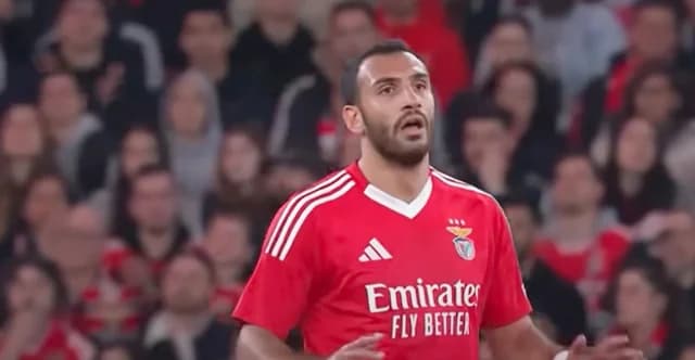 Suárez bedroht Pavlidis