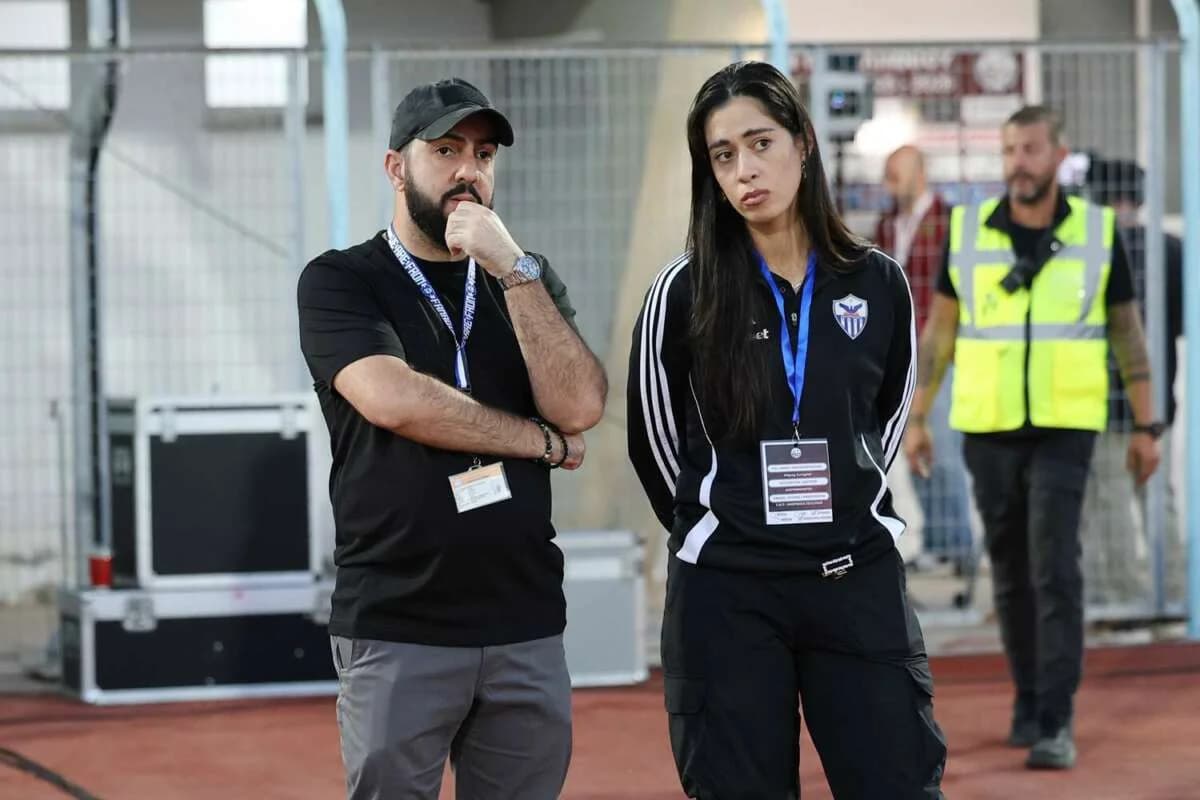 Προσπάθειες Πραστίτη για την παραμονή της Ανόρθωσης