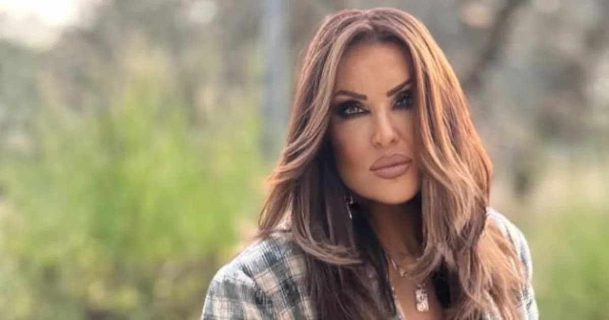 Natalia Germanou practices Pilates and shares snapshots