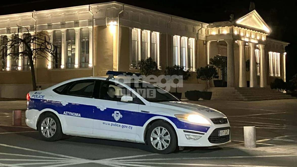 Paphos City Hall Under Guard After Phaedonos' Suspension