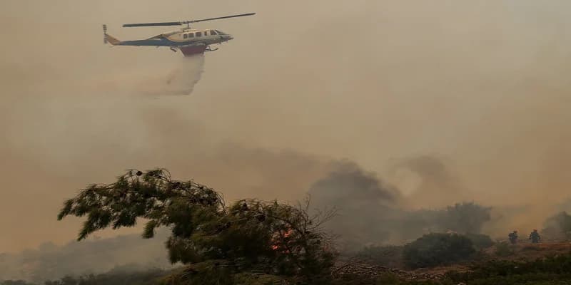 Brände in Chios: Kampf gegen die Flammen geht weiter – Kräfte verstärkt