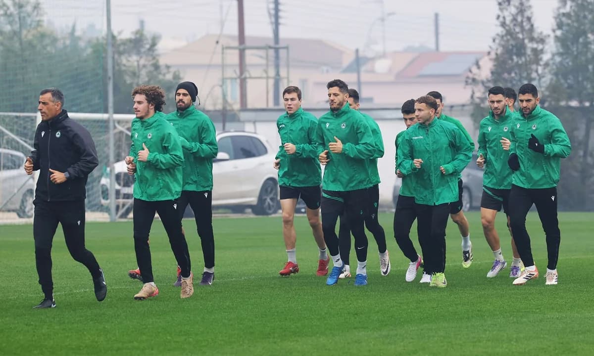 Omonia: Footage from training at «Ilias Poullos» (6/2)