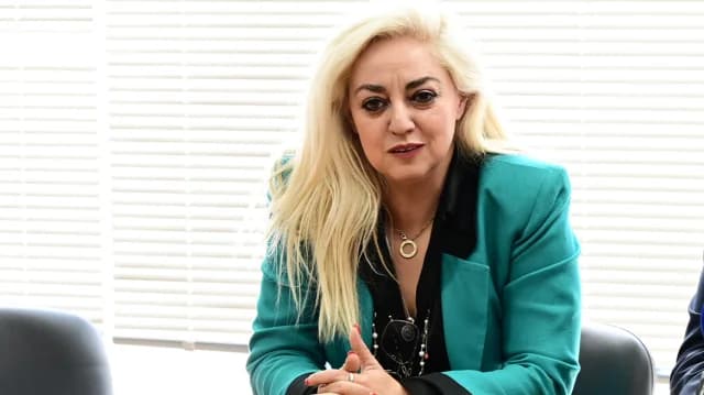 Υπόθεση Παναγόπουλου: Η Στρατινάκη αρνείται διαχείριση κονδυλίων