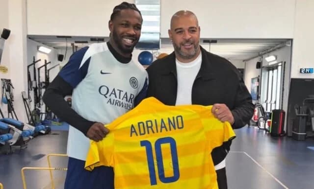 Adriano kehrt nach Mailand zurück und besucht Inter-Anlage