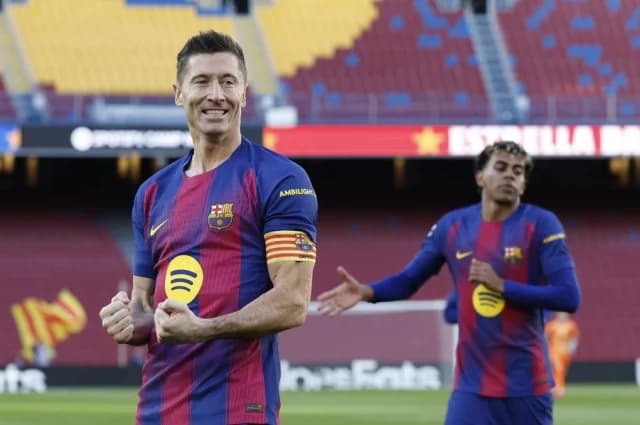Barcelona - Mallorca 3-0: Lewandowski y Yamal anotan
