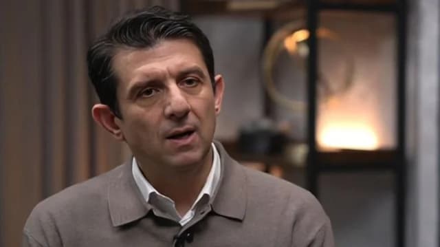 Μιχάλης Οικονόμου: Συγκινητικές στιγμές με τον γιο του
