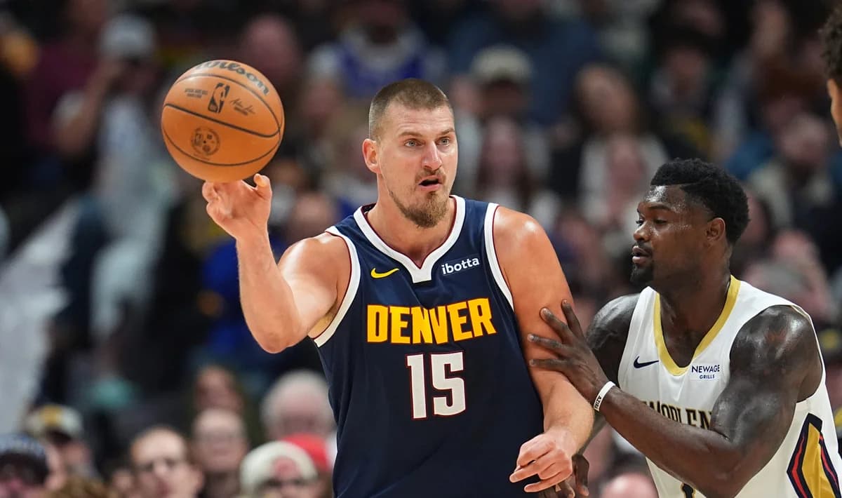 Nikola Jokic asciende al segundo lugar en la lista de triples-dobles de la NBA