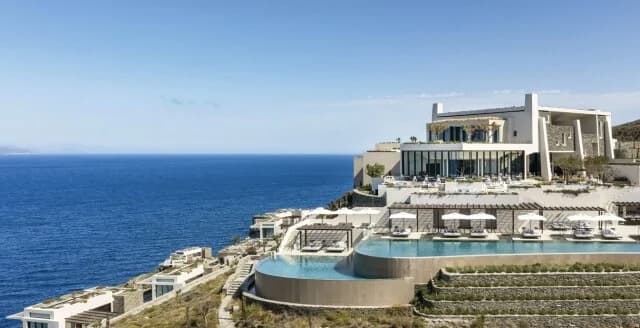 ΥΠΠΟ: «Πράσινο φως» για την επέκταση του One & Only στην Τζιά