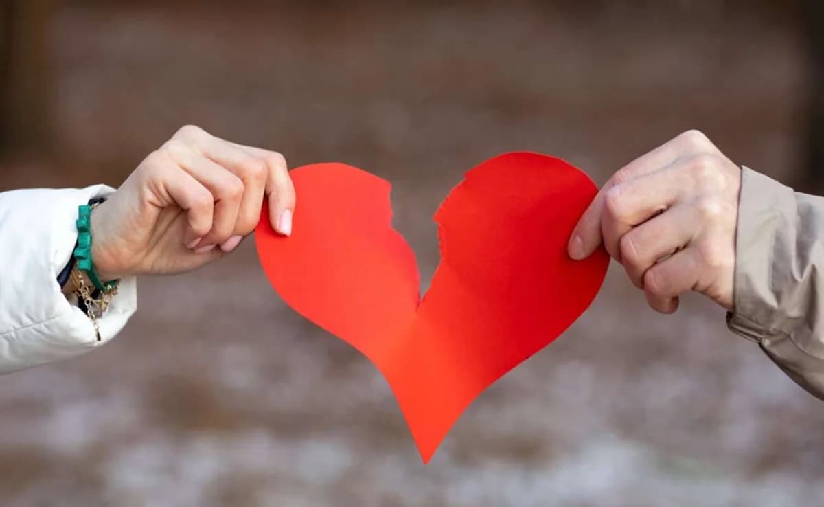 Red Tuesday: Most Popular Day for Breakups – Study Reveals