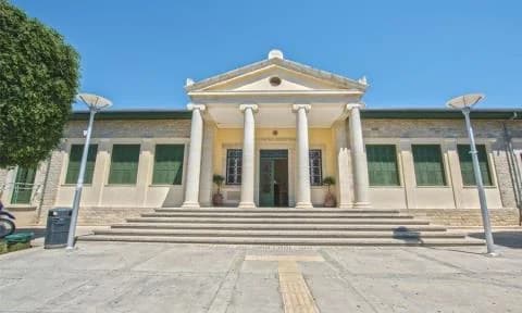 Bildungsausschuss erfreut über TEPAK-Schule in Larnaka und neue Studentenwohnplätze