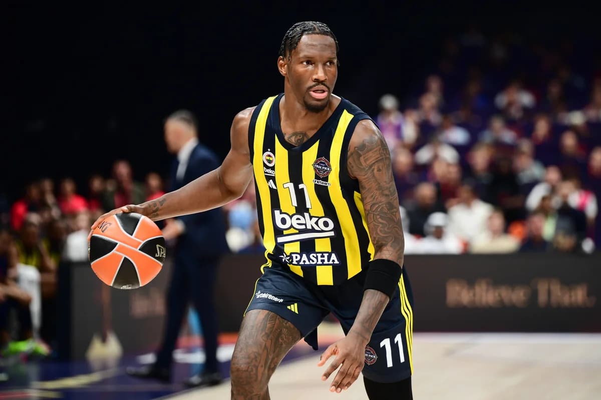 Panathinaikos: ¡Contrato mítico para Hayes-Davis!