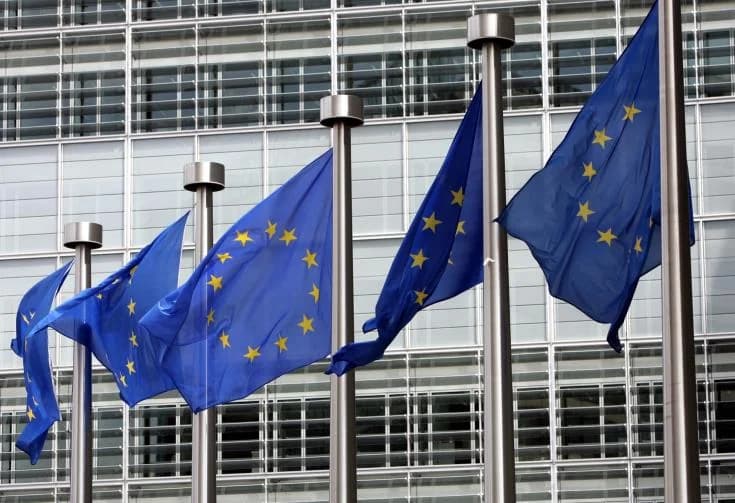 Eurobarometer: Zyprioten vertrauen auf EU-Verteidigungsfähigkeit