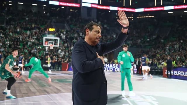 Panathinaikos: Warm welcome for Ataman at Telekom Center Athens