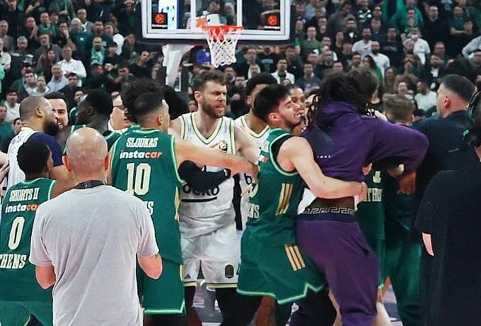 Fenerbahce Protests to Euroleague Over Baldwin Incident