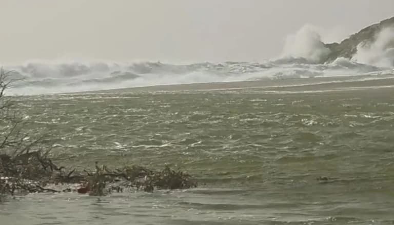 Μύκονος: Θυελλώδεις άνεμοι και πλημμυρικά φαινόμενα