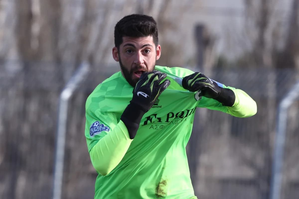 Theodorakis scores buzzer beater goal for Marko against Olympiacos B
